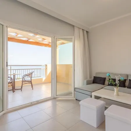 Aurora * Pyrgi (Corfu)