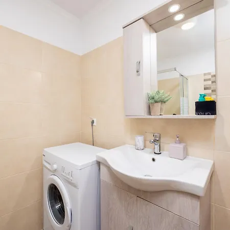 Aurora فيلة Pyrgi (Corfu)